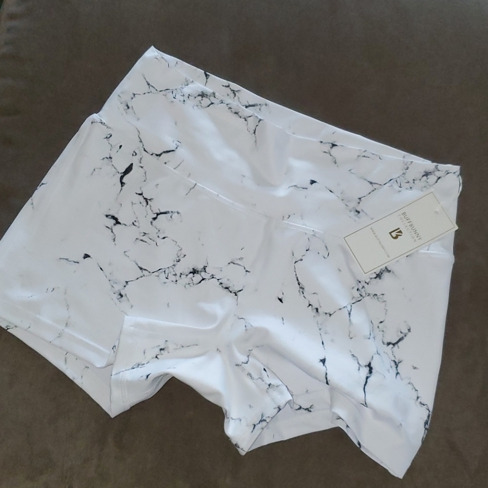 RARE! SOLD OUT! NWT Buffbunny Limitless Short